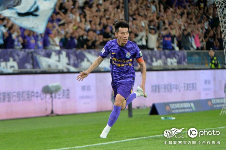 pp电子平台-关键时刻挺身而出 向我们的队长鼓掌👏致敬