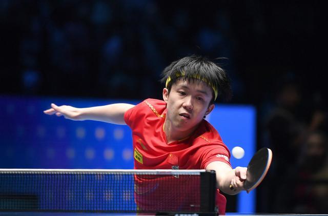 （体育）（8）乒乓球——世界杯男单小组赛：王楚钦胜阿迪蒂亚·萨琳XxjpseC007220_20250415_PEPFN0A001.jpg